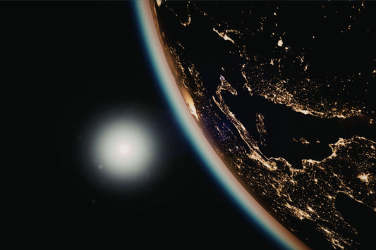 Pourquoi la nuit est-elle noire ?